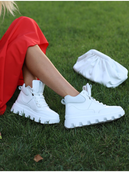 Ботинки белые женские кожаные на байке 1050
